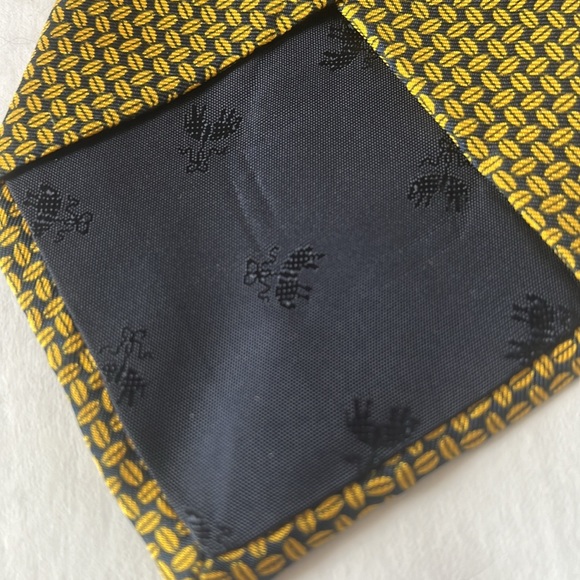Brooks Brothers Makers Gold & Navy Silk Tie - Picture 3 of 5